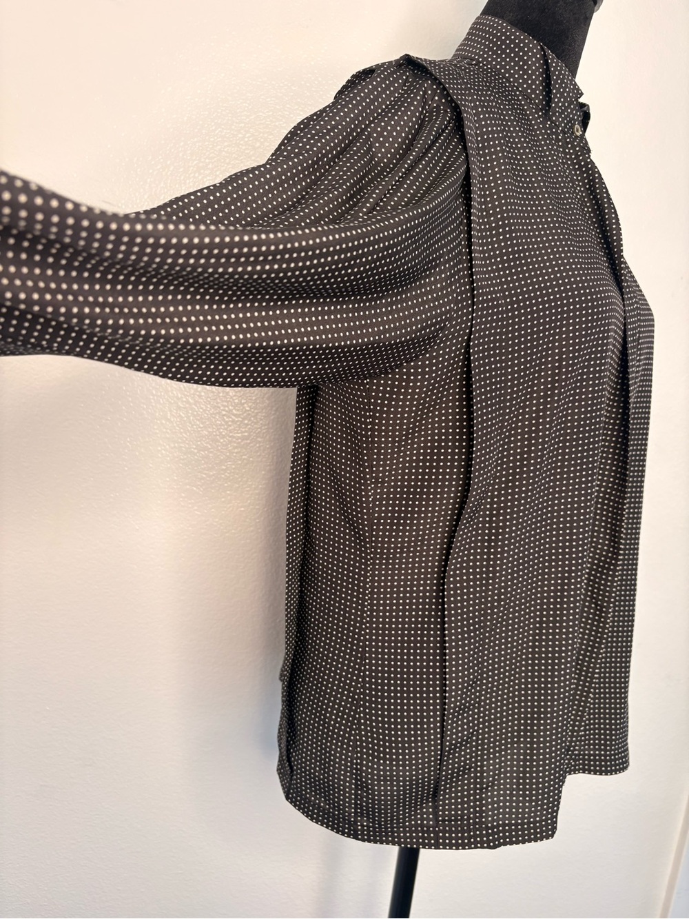 Liz Claiborne black and white polka dots Long Sleeve Blouse SIZE 12 (L) - Picture 4 of 9